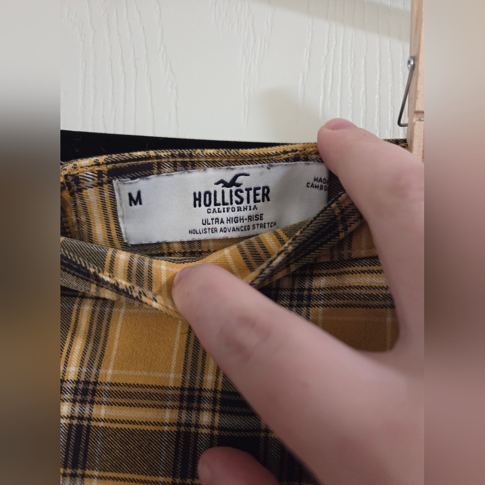 Hollister Yellow and Black Plaid Skirt - Picture 3 of 5